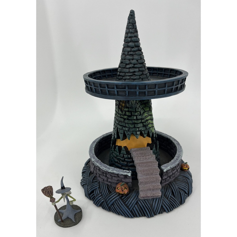 Hawthorne Village Nightmare Before Christmas Witch House With Witch Figure COA